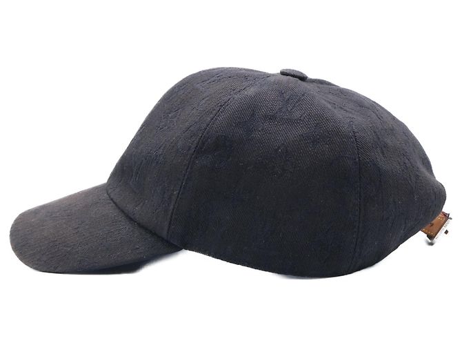 Cappello Essenziale Monogram Louis Vuitton Nero - vista 3