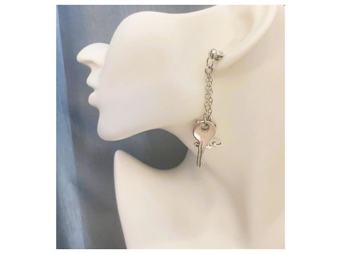 Iconici orecchini acciaio argento DOLCE & GABBANA  con cuore e chiave della felicità - vista 5