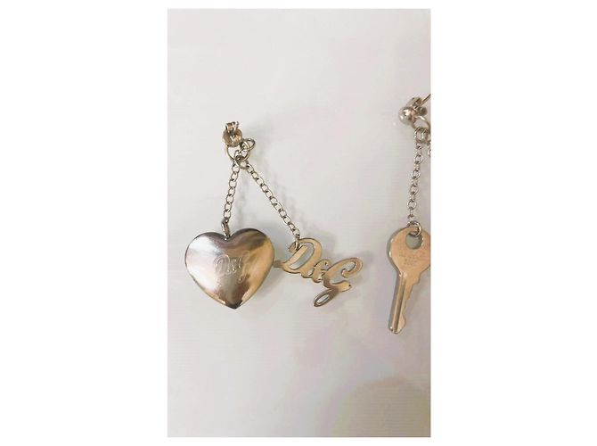 Iconici orecchini acciaio argento DOLCE & GABBANA  con cuore e chiave della felicità - vista 7