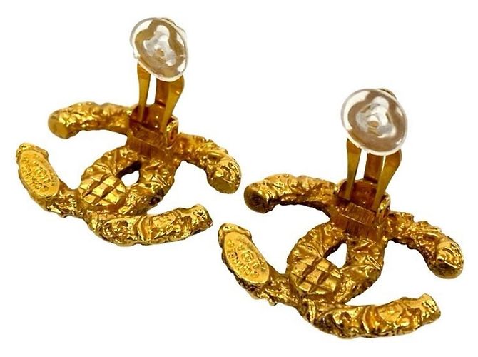 Orecchini vintage Chanel con motivo Coco Mark D'oro - vista 6