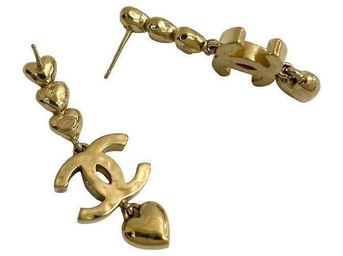 Orecchini a forma di cuore con il logo Coco di Chanel D'oro Metallico - vista 5
