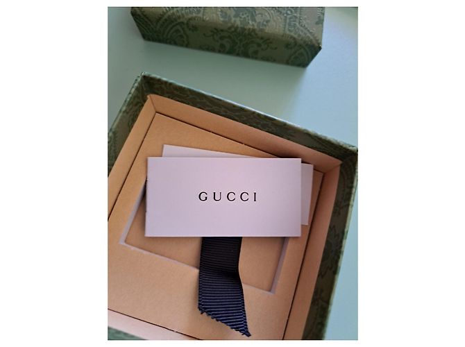 Pendientes Gucci verdes de metal - vista 3