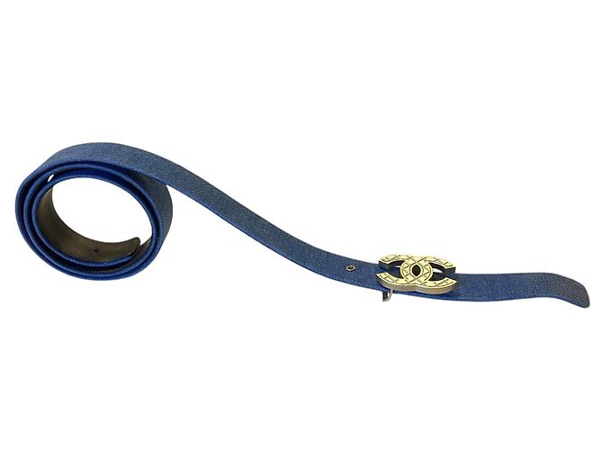 Chanel Airlines 16P Gürtel aus blauer Denim mit matter Silber- und Gold-CC-Schnalle 90/36 - Ansicht 3
