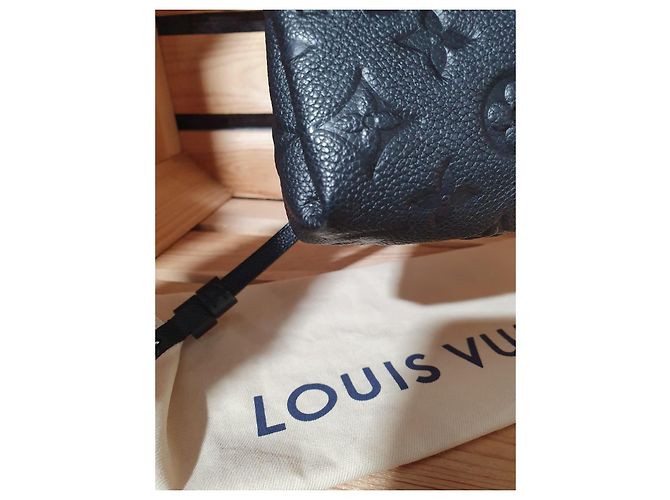 Louis Vuitton Pallas BB Monogram Nero - vista 4