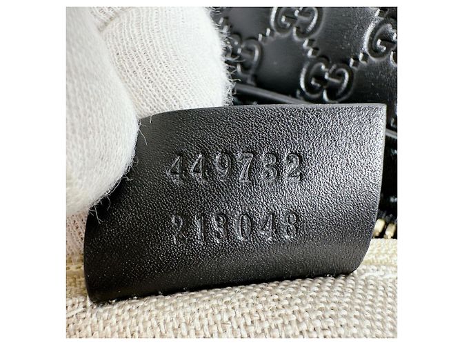 Gucci Black Leather Shoulder Bag - view 20