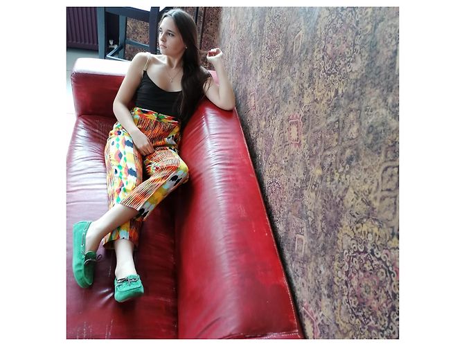 Céline Celine 2000s abstract print Cropped trousers / Multiple colors - view 18