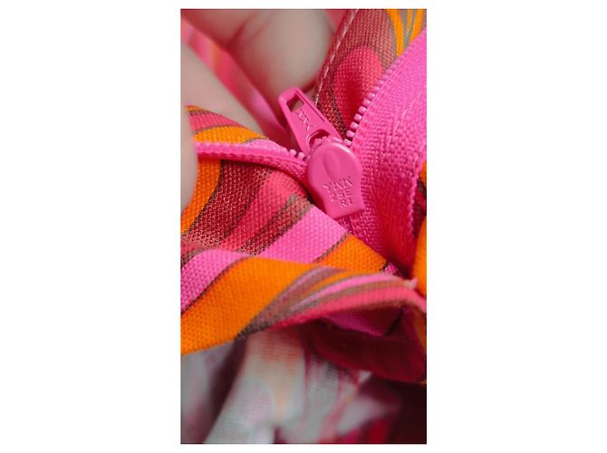 Céline Celine Shorts in Pink im Barbie-Stil / Barbiecore abstraktes Muster Mehrfarben - Ansicht 14