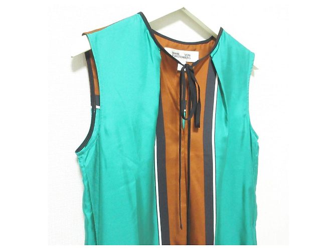 Autre Marque Vestido 100% seda Diane von Furstenberg Castaño Verde - vista 4