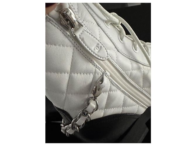 Chanel Schnürstiefel aus Leder weiß - Ansicht 5