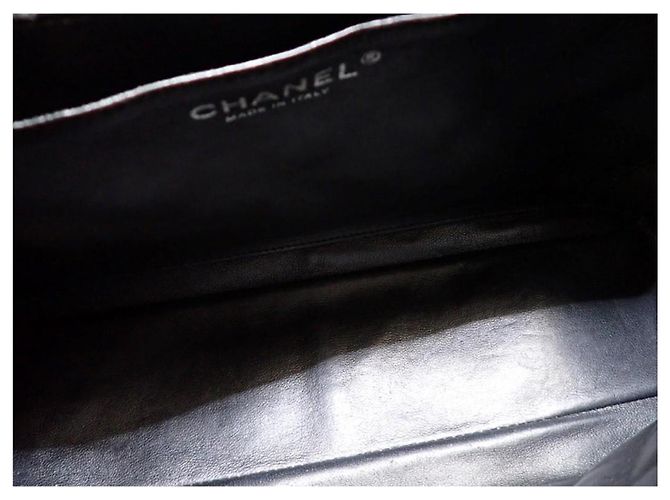 Timeless Chanel Classic Jumbo Single Flap in pelle caviar nera e argento Nero - vista 8