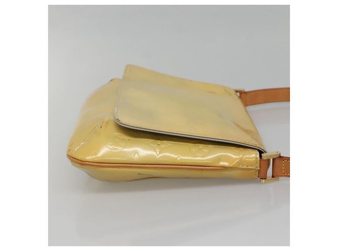 Borsa Louis Vuitton Thompson Street Monogram Vernis Media Beige - vista 4
