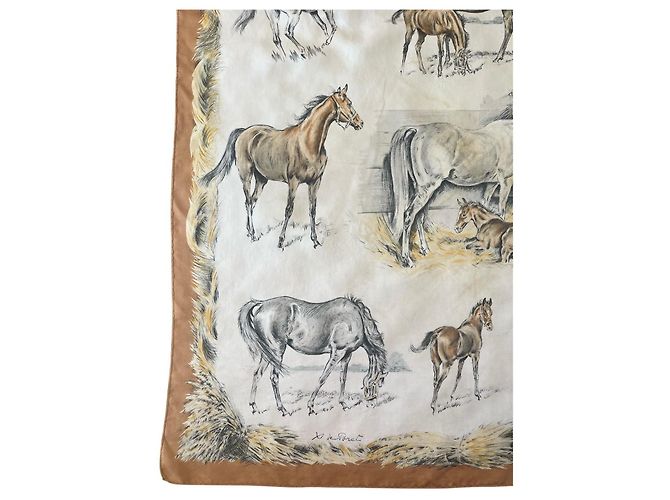 Hermès Foulard in seta raro Hermes "Les Poulains" 90x90 Marrone chiaro - vista 5
