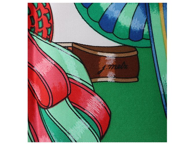 Fazzoletto in seta Hermès Carré 90 "Les Rubans du Cheval" in verde - vista 11