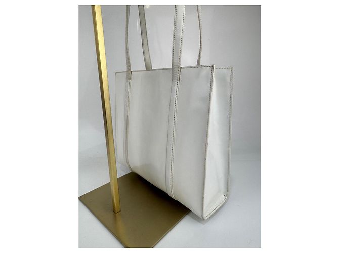 Borsa a spalla Prada in pelle bianca 295 Bianco - vista 5