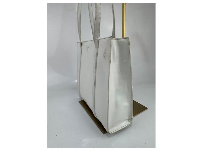 Borsa a spalla Prada in pelle bianca 295 Bianco - vista 7