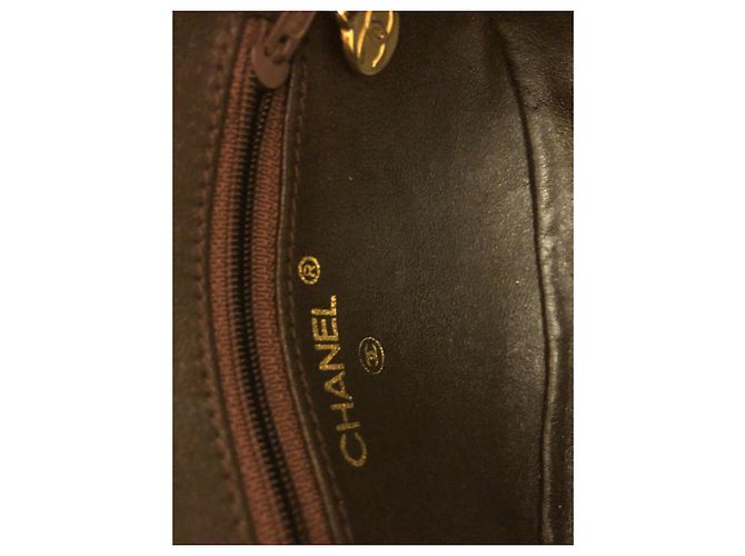 Sac à main Chanel en cuir ovale camel - vue 6