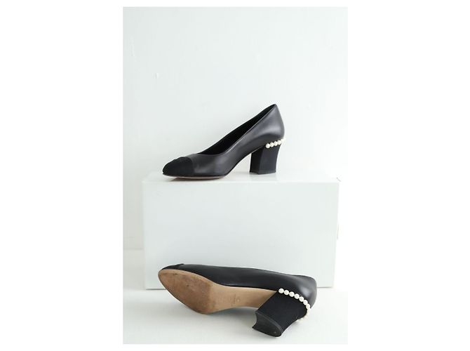Décolleté Chanel in pelle nera Nero - vista 6