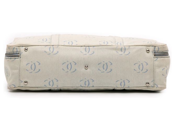 Borsa da viaggio in denim blu CC di Chanel Blu chiaro - vista 3