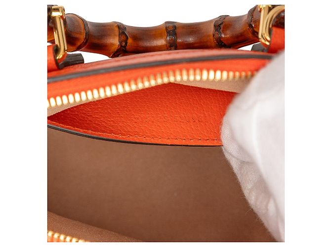 Sac à main en cuir de veau orange mini dollar Bamboo Diana de Gucci - vue 6