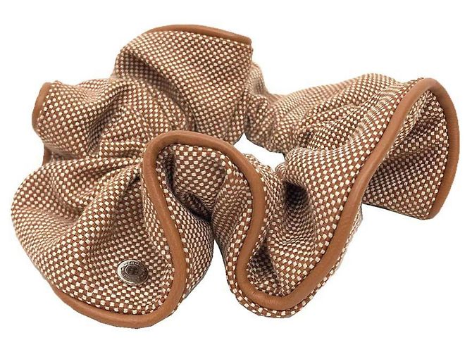 Hermès Scrunchie Hermes Claudia Plan Air Castaño Dorado - vista 3