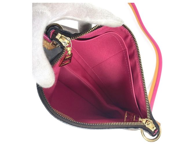 Borsa a Spalla Pochette Loretta Monogramma Louis Vuitton Marrone Rosa - vista 9