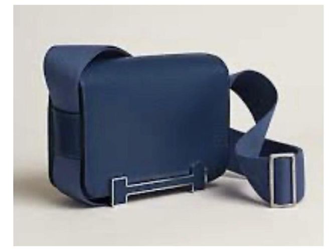 Hermès Geta in pelle blu navy Hermes - vista 2
