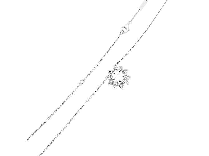 Pendente Van Cleef & Arpels, "Lotus", oro bianco e diamanti. - vista 4
