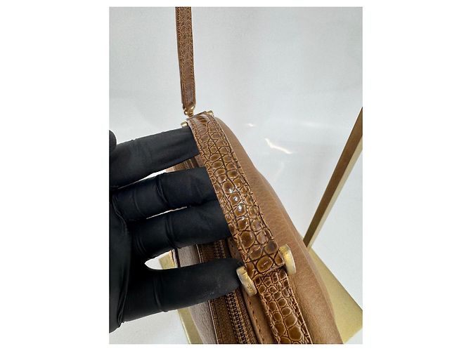 Fendi Schultertasche aus Leder Braun 298 - Ansicht 10