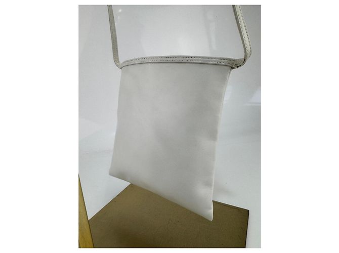 Borsa beauty in pelle bianca Gucci. Bianco - vista 4