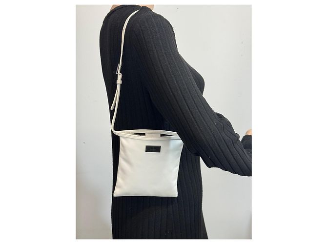Borsa beauty in pelle bianca Gucci. Bianco - vista 9