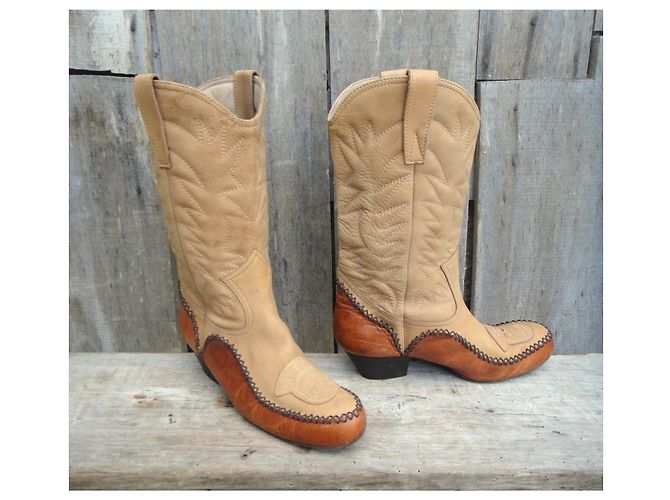 Botas Tsumori Chisato de couro e camurça bege - vista 2