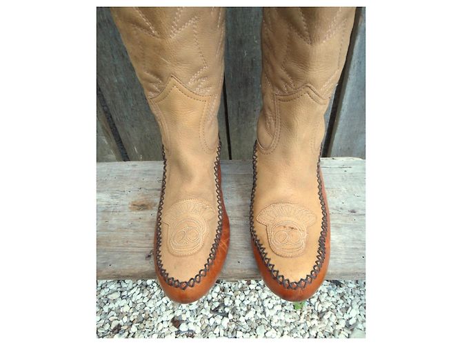 Botas Tsumori Chisato de couro e camurça bege - vista 3
