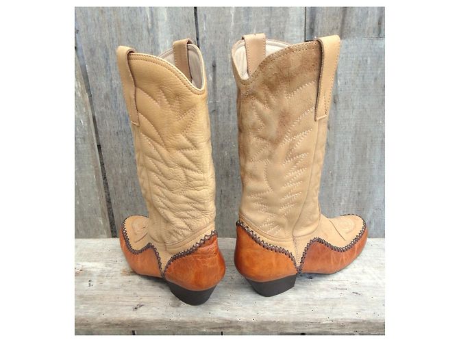Botas Tsumori Chisato de couro e camurça bege - vista 4