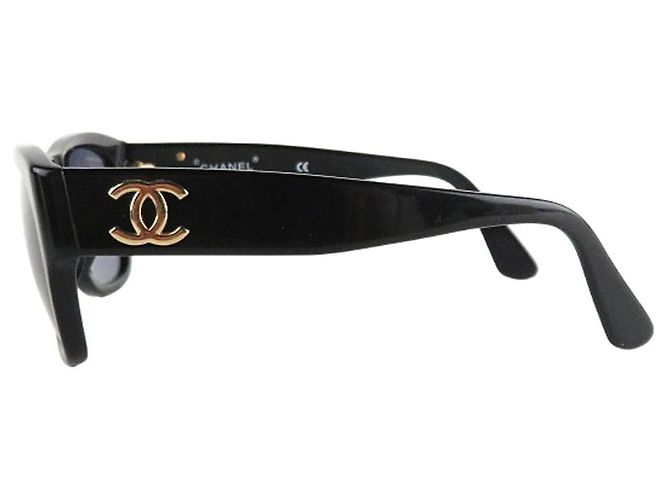 Occhiali da sole Wayfarer tinti neri e blu con logo CC dorato Chanel 02462 Nero D'oro - vista 4