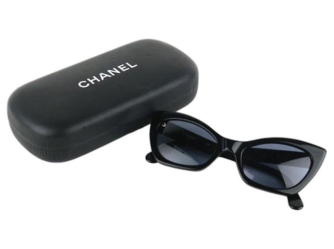 Gafas de sol Chanel Cat Eye negras con logo CC dorado 01943 Negro - vista 9