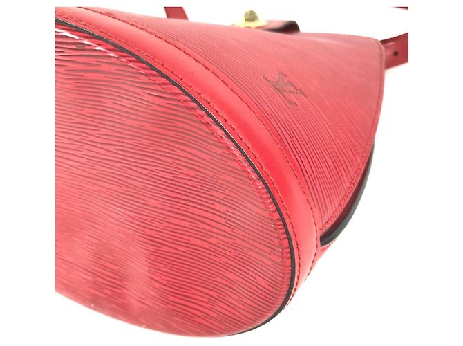 Borsa a Spalla Cluny Epi Louis Vuitton Rosso - vista 6