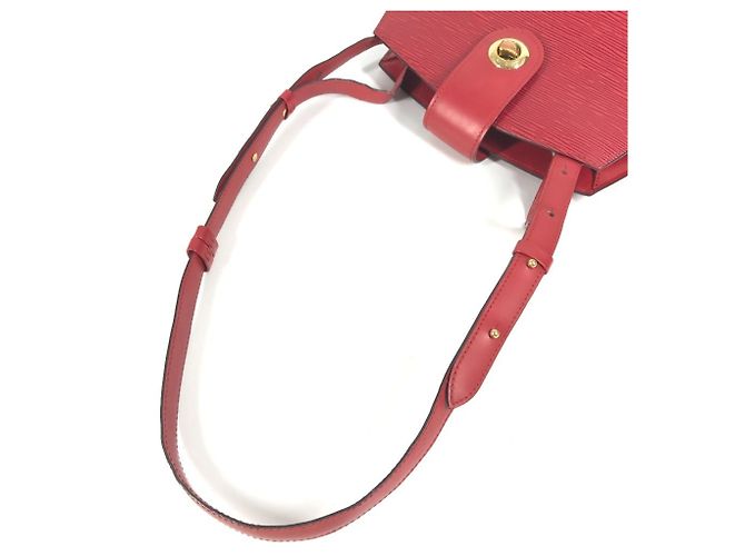 Borsa a Spalla Cluny Epi Louis Vuitton Rosso - vista 9