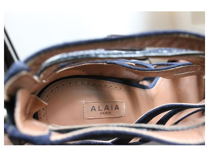 Alaïa blaue Lederpumps mit Box Größe 39 - Ansicht 10