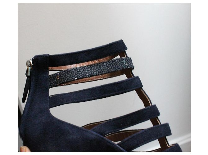 Alaïa blaue Lederpumps mit Box Größe 39 - Ansicht 8