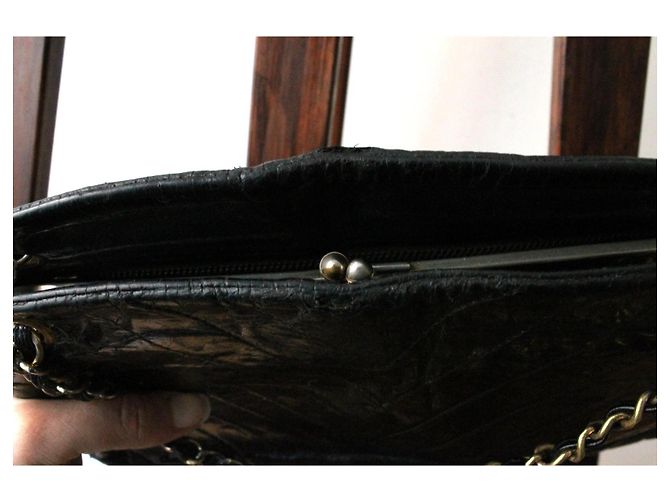 Chanel Vintage Chevron Modell schwarze Lederhandtasche - Ansicht 12