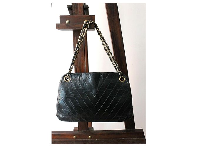 Chanel Vintage Chevron Modell schwarze Lederhandtasche - Ansicht 6