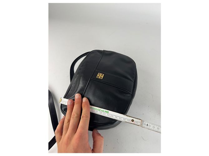 Vintage Givenchy Ledertasche schwarz - Ansicht 14
