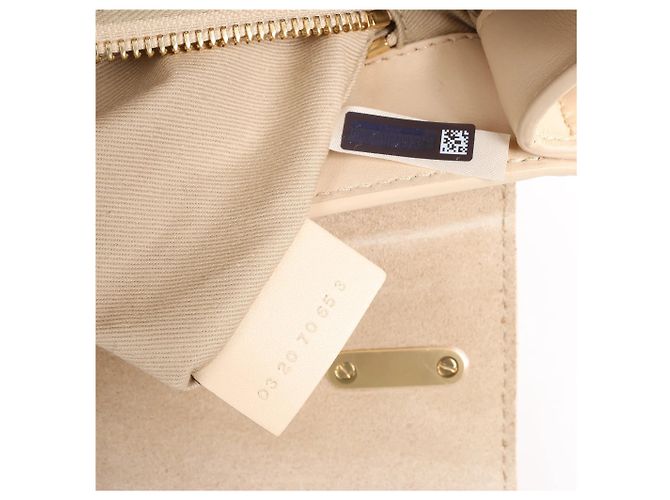 Chloé Bolso de cuero 2 en 1 Chloe Tess Day en beige - vista 18