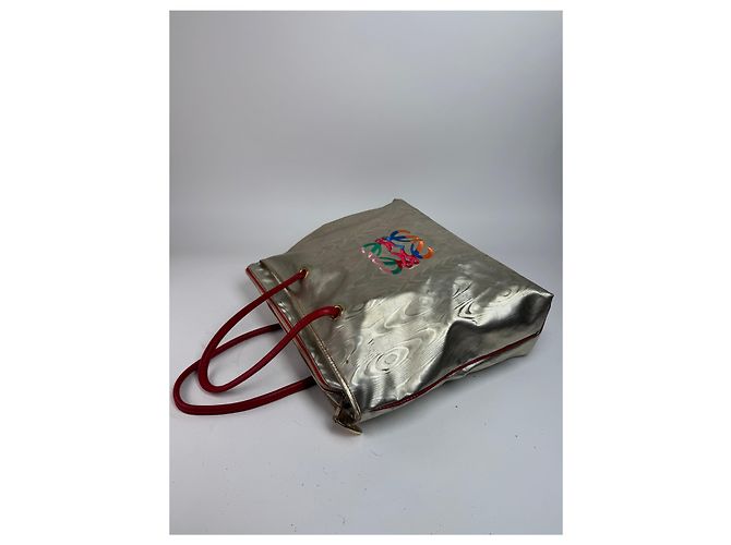 Vintage Loewe Madrid Lederhandtasche in Gold Silber - Ansicht 9