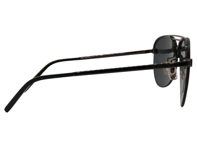 Louis Vuitton Clockwise Monogram Sunglasses Grey - view 7