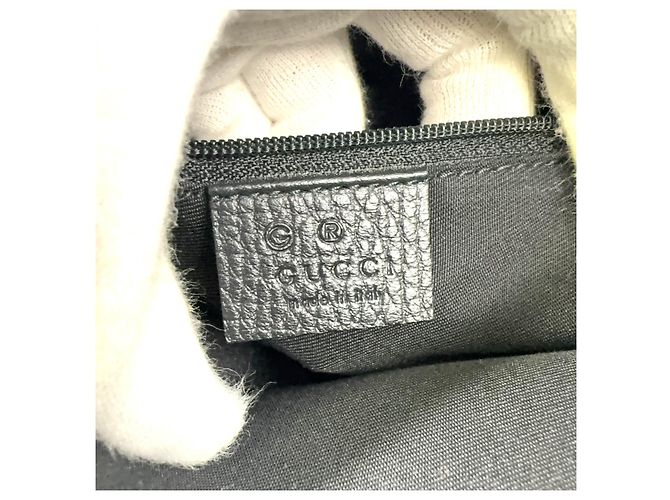 Bolsa de mão em couro e lona preta com padrão GG da GUCCI - vista 4