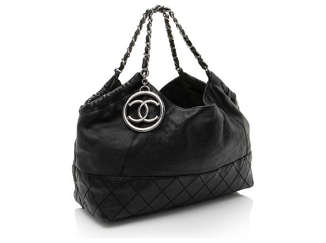 Gabrielle Chanel Tote Shopper Petit Cocos in Pelle di Vitello Nero - vista 2