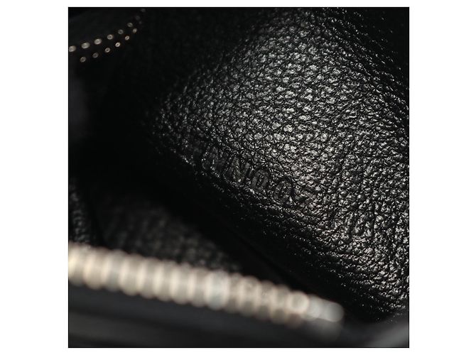 Charm in pelle di squalo Bolide di Hermès Nero - vista 3