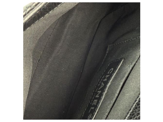 Borsa a tracolla mini quadrata Incognito in caviar trapuntato nero di Chanel - vista 4