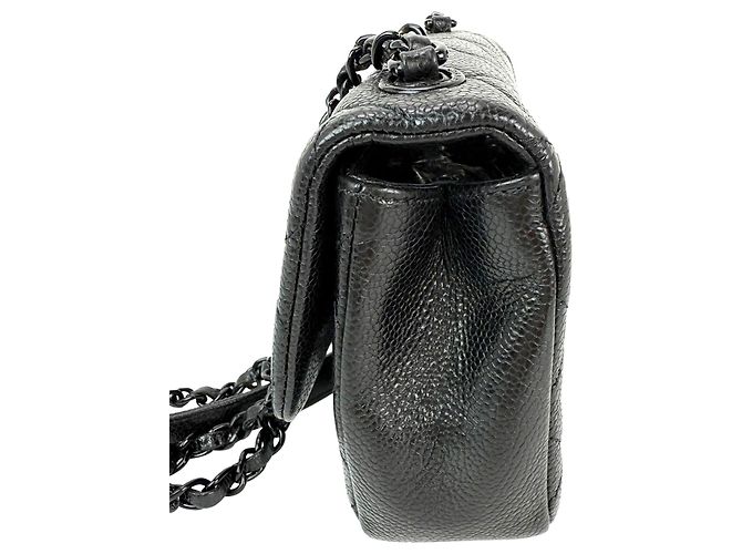 Borsa a tracolla mini quadrata Incognito in caviar trapuntato nero di Chanel - vista 8